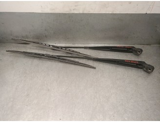 Recambio de brazo limpia delantero derecho para ford maverick (uds, uns) 2.7 td referencia OEM IAM 1962791 1962791 