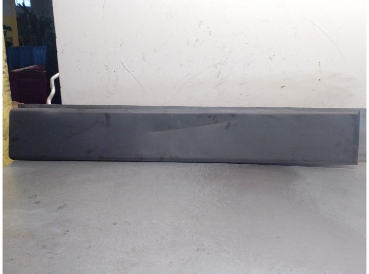 Recambio de moldura para citroën jumper ii furgoneta 2.2 hdi 110 referencia OEM IAM 1306324070 8546T5 