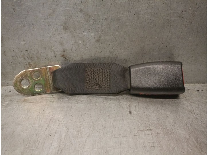 Recambio de enganche cinturon para ssangyong korando (kj) 2.9 td referencia OEM IAM 7563006002AAF 7563006002AAF 