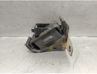 Recambio de soporte motor para ssangyong rodius i 2.7 xdi referencia OEM IAM 2072121001 2072121001 