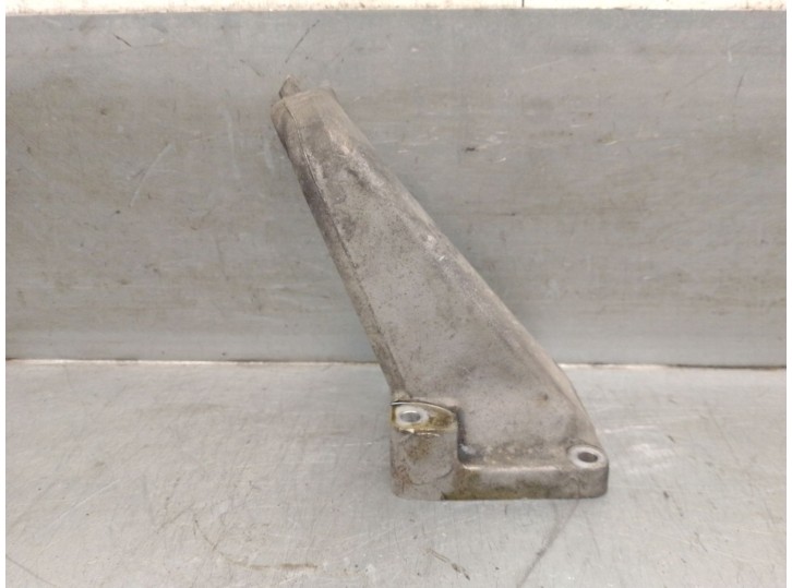 Replacement engine mount for SsangYong Rodius I 2.7 XDi 4WD OEM IAM reference A6652230704 6652230704 