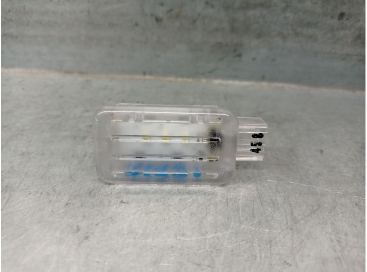 Recambio de luz interior para land rover discovery v (l462) 2.0 sd4 4x4 referencia OEM IAM 184932  