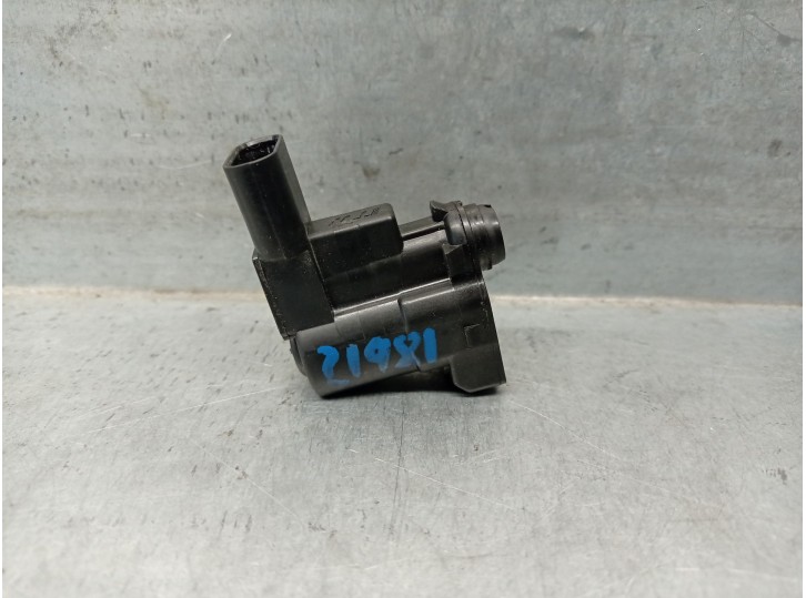 Recambio de motor tapa deposito combustible para land rover discovery v (l462) 2.0 sd4 4x4 referencia OEM IAM HY3240574AA 