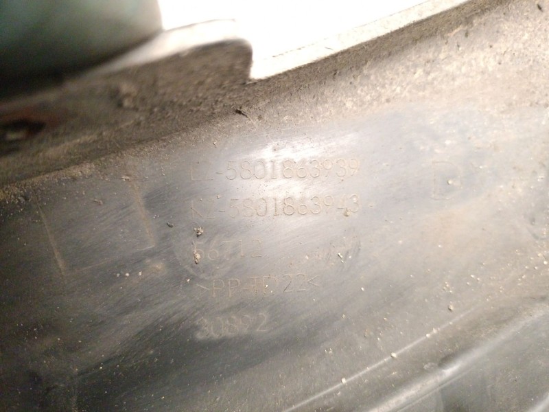 Recambio de aletin delantero derecho para iveco daily vi furgoneta 33s15, 35s15, 35c15 referencia OEM IAM 5801863939  