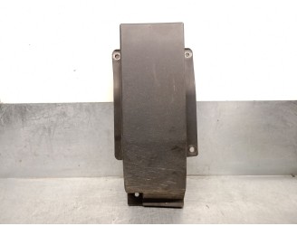 Recambio de moldura para iveco daily vi furgoneta 33s15, 35s15, 35c15 referencia OEM IAM 5801521537 5801521540 