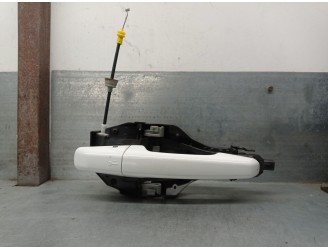 Recambio de maneta exterior delantera izquierda para land rover discovery v (l462) 2.0 sd4 4x4 referencia OEM IAM BJ32224N03 LR0