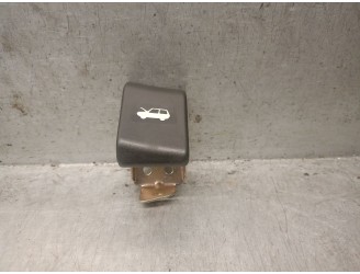 Recambio de cerradura capot para ssangyong korando (kj) 2.9 td referencia OEM IAM 7113006000LAO 7113006000LAO 