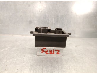 Recambio de resistencia calefaccion para iveco daily vi furgoneta 33s15, 35s15, 35c15 referencia OEM IAM 42569369 42569369 A4300