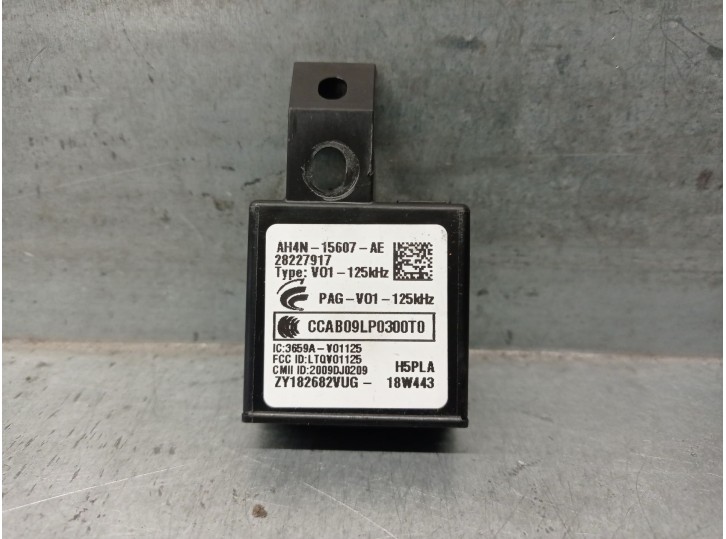 Recambio de antirrobo para land rover discovery v (l462) 2.0 sd4 4x4 referencia OEM IAM AH4N15607AE  28227917