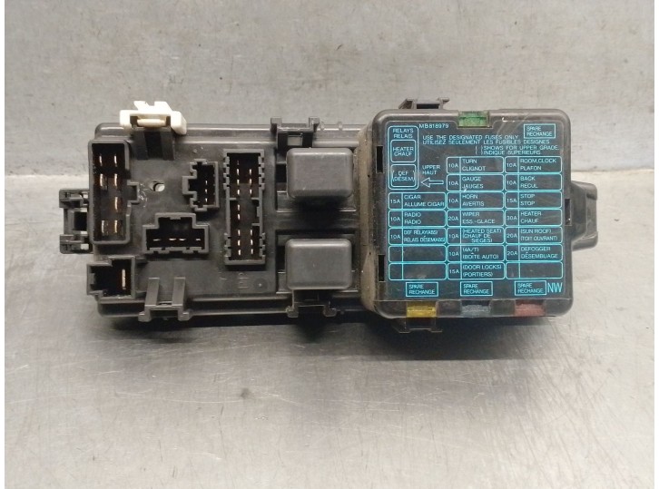 Recambio de caja reles / fusibles para mitsubishi space wagon (n3_w, n4_w) 2.0 (n33w) referencia OEM IAM MB818979 