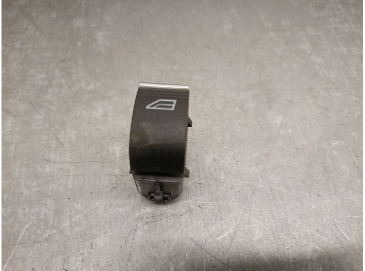 Recambio de mando elevalunas trasero derecho para ford focus iv turnier (hp) 1.0 ecoboost referencia OEM IAM F1ET14529AA 1010651