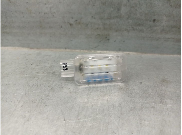 Recambio de luz interior para land rover discovery v (l462) 2.0 sd4 4x4 referencia OEM IAM 184932  