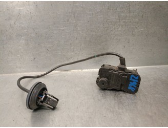 Recambio de motor tapa deposito combustible para volkswagen golf vii (5g1, bq1, be1, be2) 2.0 gti referencia OEM IAM 5C6810773K 