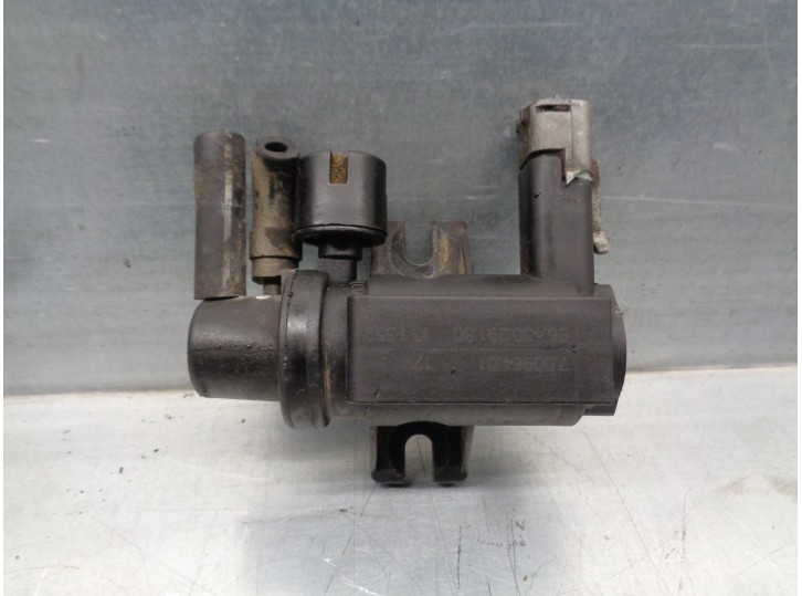 Recambio de electrovalvula vacio para peugeot 307 break / sw (s1) sw pack referencia OEM IAM 9645029180 70096401 PIERBURG