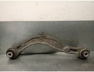 Recambio de brazo suspension superior trasero derecho para land rover discovery v (l462) 2.0 sd4 4x4 referencia OEM IAM CPLA5501