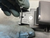 Recambio de mando elevalunas delantero derecho para toyota yaris (_p21_, _pa1_, _ph1_) 1.5 hybrid (mxph10) referencia OEM IAM 19