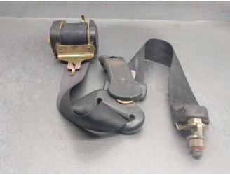 Recambio de cinturon seguridad trasero derecho para ssangyong korando (kj) 2.9 td referencia OEM IAM 7561006105LAO 7561006105LAO