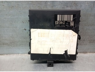 Recambio de modulo electronico para renault twingo ii (cn0_) 1.2 (cn0d) referencia OEM IAM 8200836532A 00401560 00401560 TEMIC