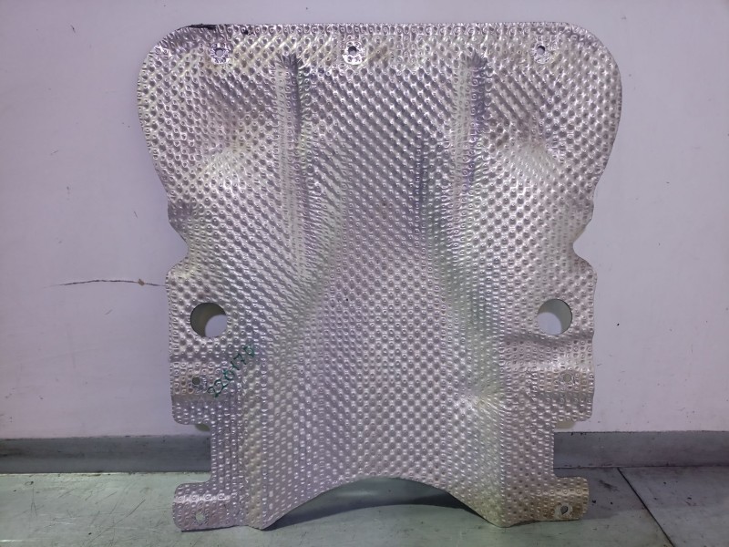 Recambio de cubrecarter para bmw 1 (f40) 118 i referencia OEM IAM 51757931725 51757931725 