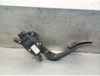 Recambio de potenciometro pedal para renault twingo ii (cn0_) 1.2 (cn0d) referencia OEM IAM 8200426241D 8200426241D 6PV009085