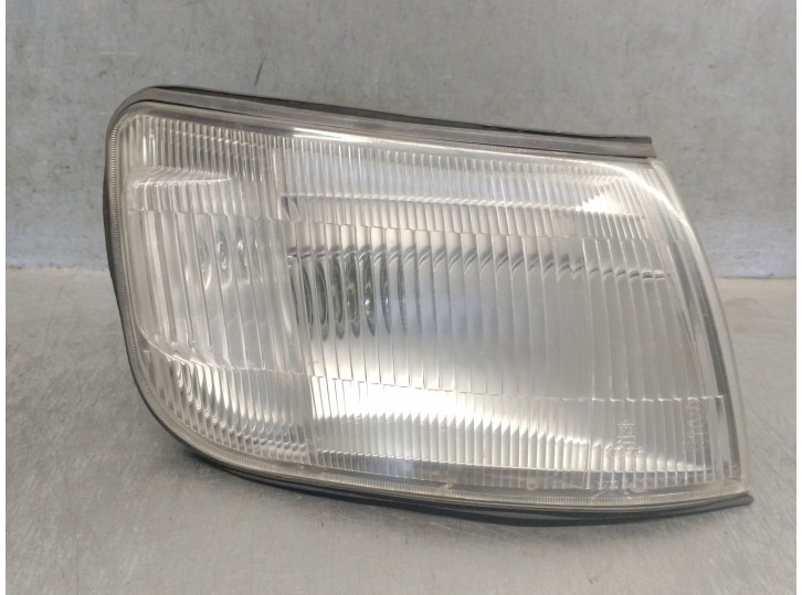 Replacement front right light for Mitsubishi Space Wagon (N3_W, N4_W) 2.0 (N33W) OEM IAM reference MB831612 MB831612 