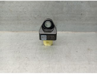 Recambio de sensor airbag para toyota yaris (_p21_, _pa1_, _ph1_) 1.5 hybrid (mxph10) referencia OEM IAM 898310D110 DENSO