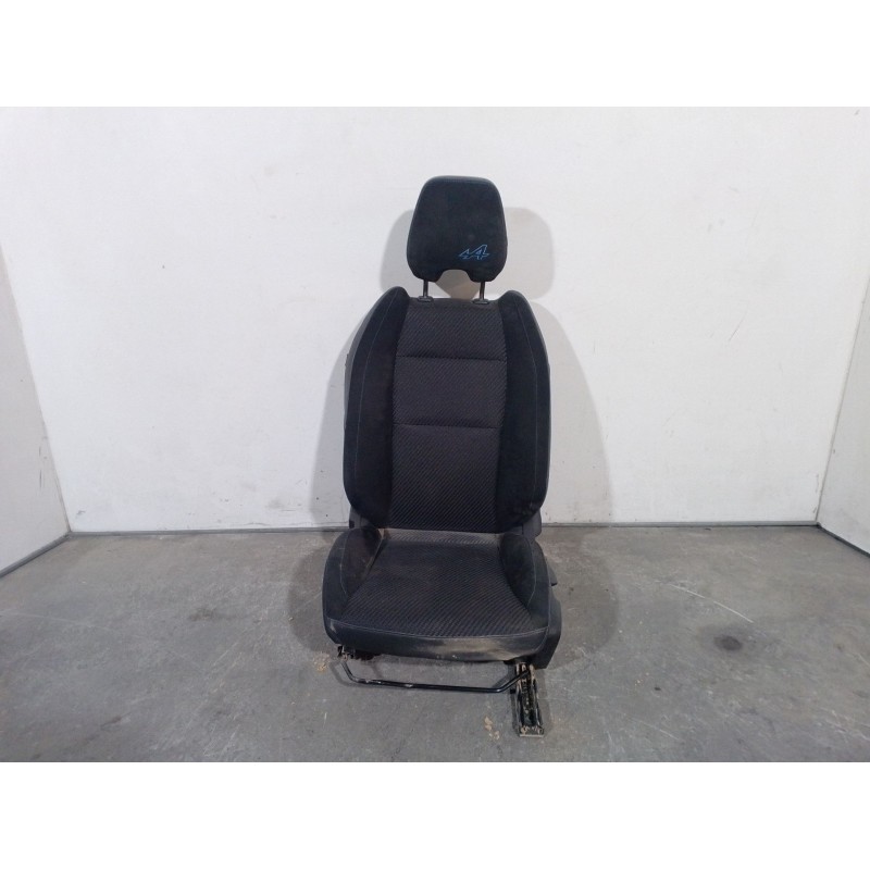 Recambio de asiento delantero izquierdo para renault austral tce 130 referencia OEM IAM   