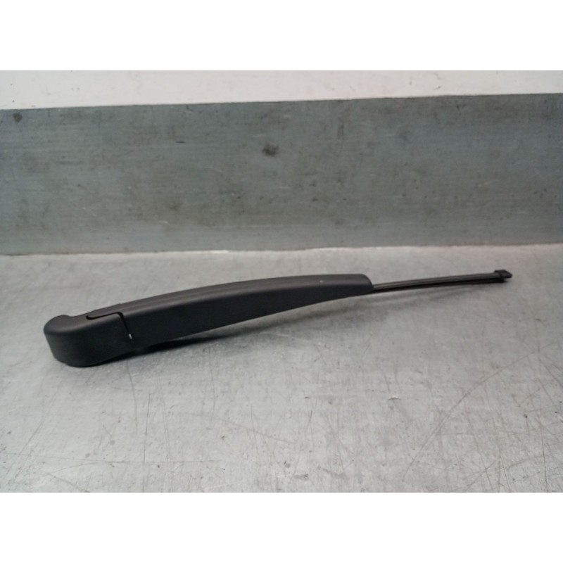 Recambio de brazo limpia trasero para bmw 1 (f40) 118 i referencia OEM IAM 61627456077 61627456077 