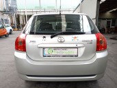 toyota corolla (_e12_) del año 2004