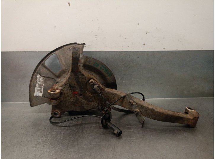 Replacement front left steering knuckle for SsangYong Rodius I 2.7 XDi OEM IAM reference 4121021000 4121021000 