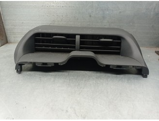 Recambio de aireador para toyota yaris (_p21_, _pa1_, _ph1_) 1.5 hybrid (mxph10) referencia OEM IAM 55670K0090  