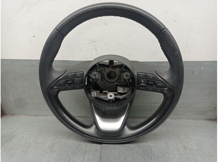 Recambio de volante para toyota yaris (_p21_, _pa1_, _ph1_) 1.5 hybrid (mxph10) referencia OEM IAM 45100K0140C1 45100K0140C1 