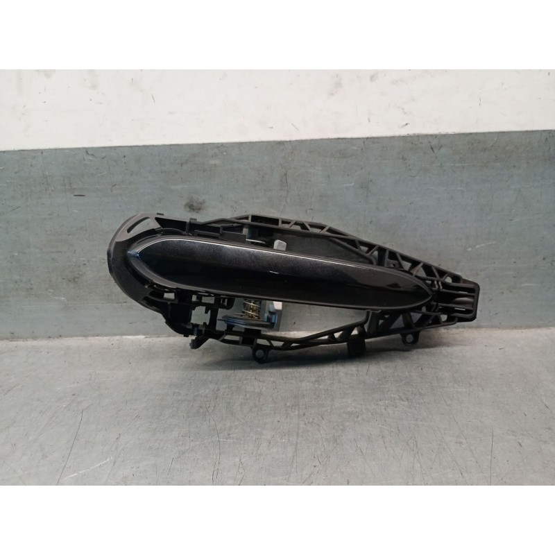 Recambio de maneta exterior delantera derecha para bmw 1 (f40) 118 i referencia OEM IAM 9881780 51219881780 