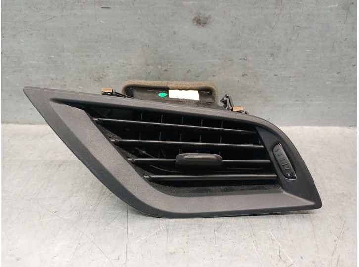 Recambio de aireador para bmw 1 (f40) 118 i referencia OEM IAM 6823189 64226823189 