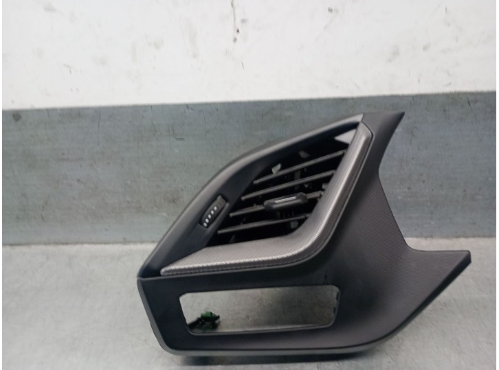 Recambio de aireador para bmw 1 (f40) 118 i referencia OEM IAM 6823188 64226823188 