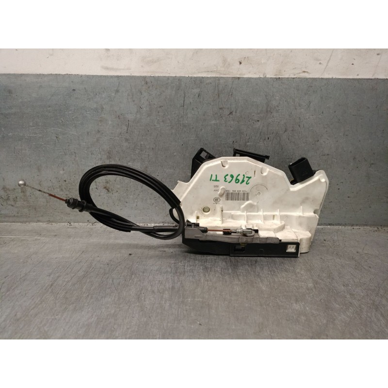 Recambio de cerradura puerta trasera izquierda para volkswagen cc referencia OEM IAM 5N0839015J 5N0839015J 