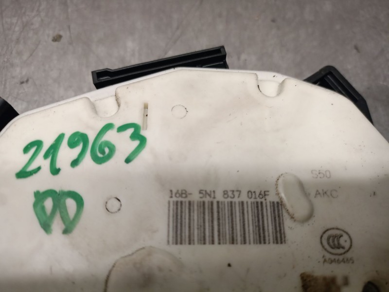 Recambio de cerradura puerta delantera derecha para volkswagen cc referencia OEM IAM 5n1837016F 5n1837016F 