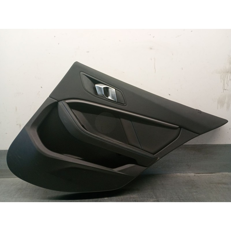 Recambio de guarnecido puerta trasera derecha para bmw 1 (f40) 118 i referencia OEM IAM 51429893858 51429893858 