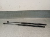 Replacement trunk / tailgate struts for BMW 1 (F40) 118 i OEM IAM reference 51247456042 51247456042 
