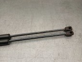Replacement trunk / tailgate struts for BMW 1 (F40) 118 i OEM IAM reference 51247456042 51247456042 