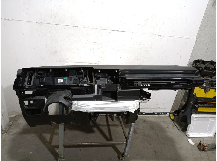 Recambio de salpicadero para renault austral tce 130 referencia OEM IAM 681008606R 681008606R 