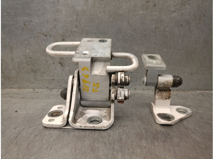 Recambio de bisagra puerta para volkswagen cc referencia OEM IAM 3C4833401D 3C4833401D 