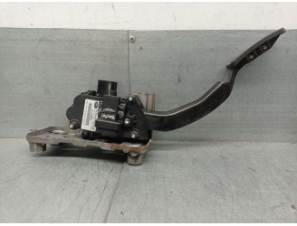 Replacement throttle pedal potentiometer for Land Rover Range Rover Sport I (L320) 2.7 D 4x4 OEM IAM reference 3256110000 325611