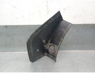 Recambio de molduras traseras para bmw 1 (f40) 118 i referencia OEM IAM 63217450666 63217450666 