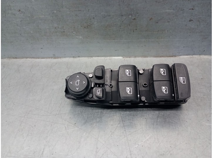 Recambio de mando elevalunas delantero izquierdo para bmw 1 (f40) 118 i referencia OEM IAM 7948784 61317948784 