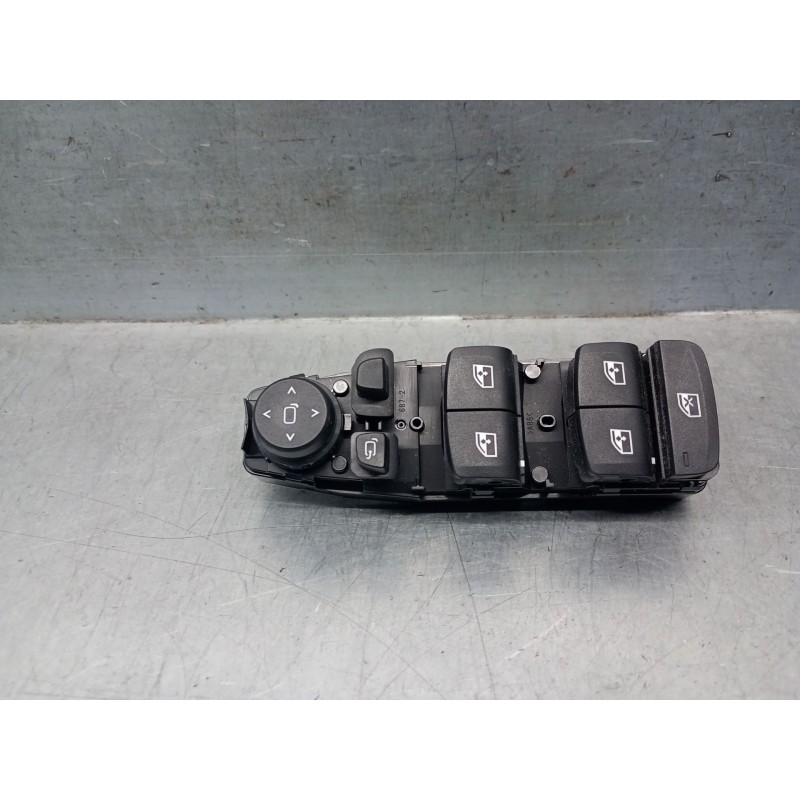 Recambio de mando elevalunas delantero izquierdo para bmw 1 (f40) 118 i referencia OEM IAM 7948784 61317948784 