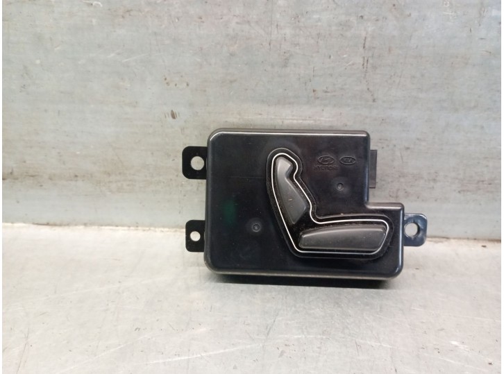 Recambio de mando asiento izquierdo para kia carnival / grand carnival iii (vq) 2.9 crdi referencia OEM IAM 889904D000 889904D00