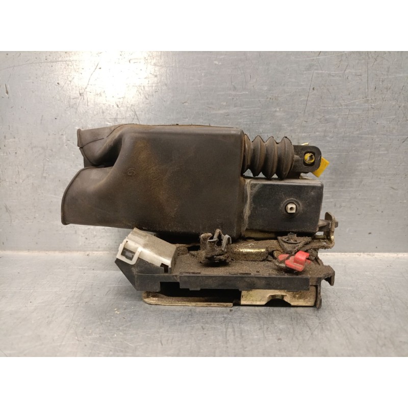 Recambio de cerradura puerta delantera izquierda para renault 21 sedán (l48_) 1.7 (l48e) referencia OEM IAM 7701034393 770103439