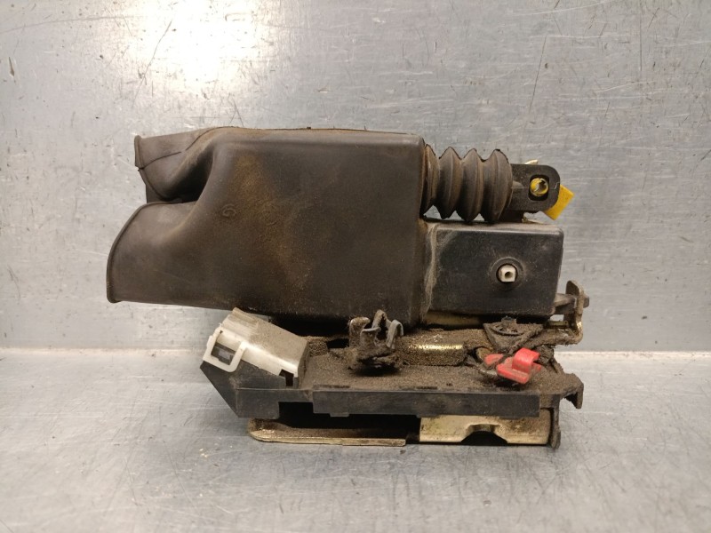 Recambio de cerradura puerta delantera izquierda para renault 21 sedán (l48_) 1.7 (l48e) referencia OEM IAM 7701034393 770103439