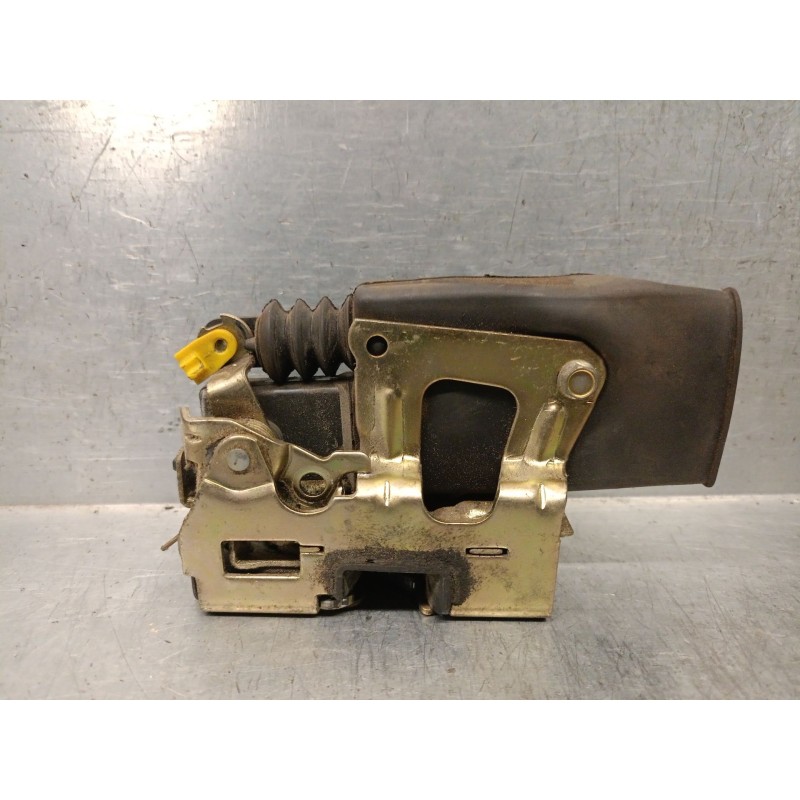 Recambio de cerradura puerta delantera izquierda para renault 21 sedán (l48_) 1.7 (l48e) referencia OEM IAM 7701034393 770103439
